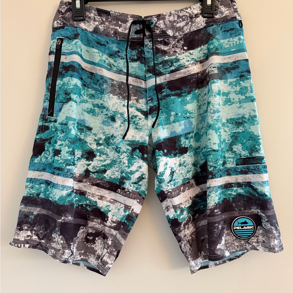 Pelagic Men's Argonaut Board Shorts Coral Camp Swim Trunks‎ Black Blue Size 30